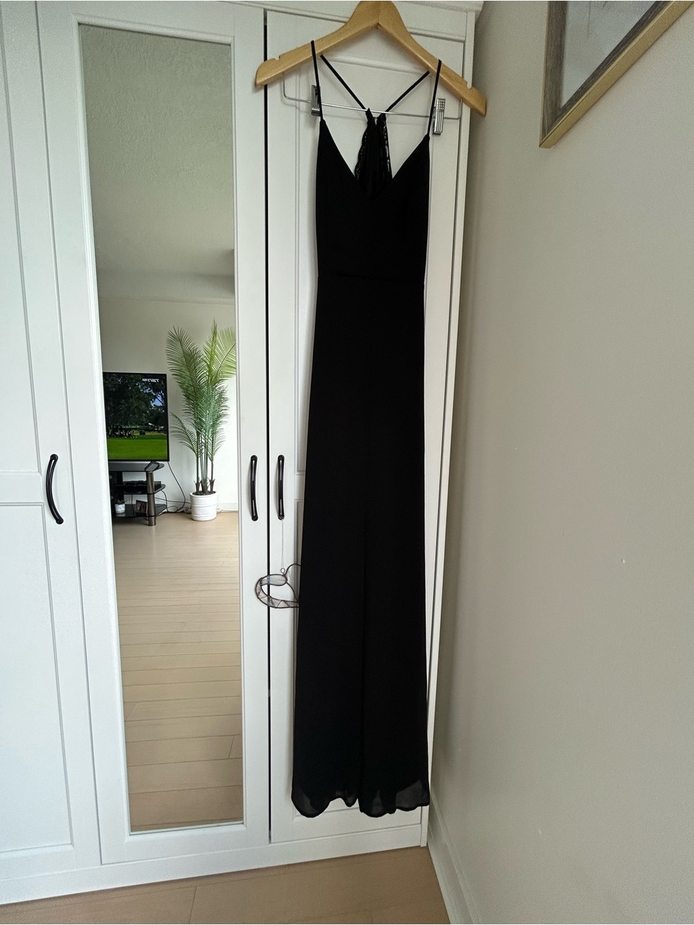 Lulu's Black V-Neck Maxi Dress with Strappy Back
